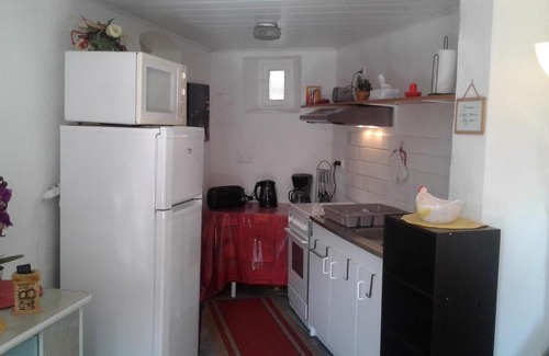 Aumont-Aubrac Apartamento | Petit gîte de la Fontaine