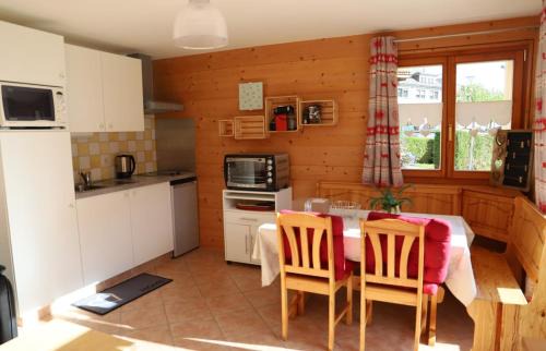Salvan Apartamento | Petit nid douillet au coeur de SalvanLes Marécottes