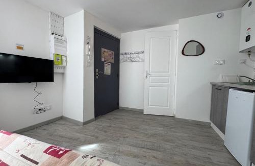 Royat Apartamento | Petit studio, fonctionnel 4A
