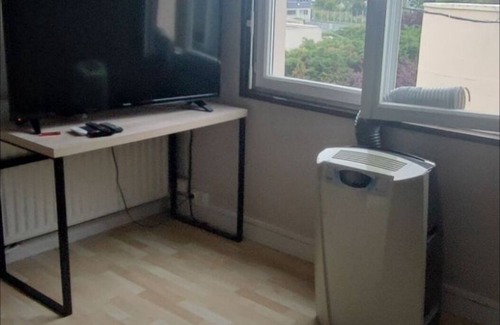 Pessac Apartamento | Petit Studio Simple et Calme