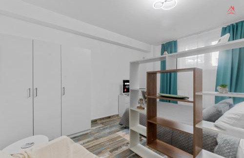 Chiajna Apartamento | Petite Blue Apartment