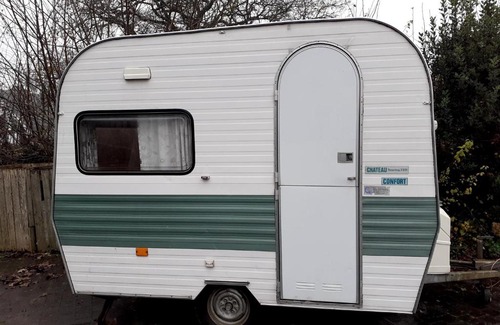 Polleur Otro | Petite caravane vintage aux portes des Fagnes