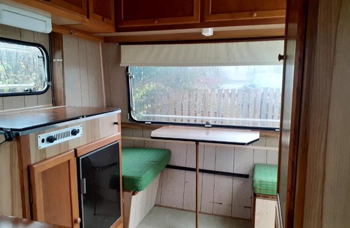 Polleur Otro | Petite caravane vintage aux portes des Fagnes
