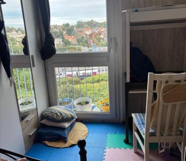 Orly Casa | Petite Chambre simple avec un lit double à Orly ville