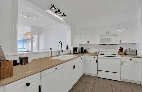 Sunny Isles Beach Condominio | PETITE ITALIE WATERVIEW