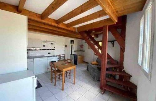 Peyre-en-Aubrac Casa | Petite maison avec terrasse