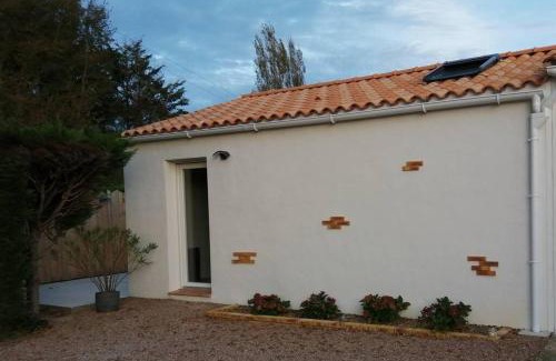 Challans Casa | Petite maison au calme tout confort
