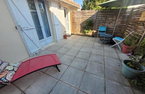 Deuil-la-Barre Apartamento | Petite Maison avec son jardin et accès indépendant à 14 mn de paris