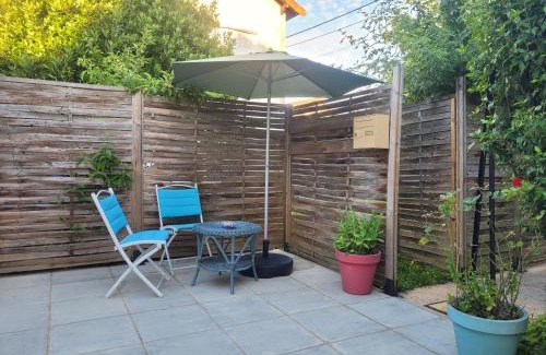 Deuil-la-Barre Apartamento | Petite Maison avec son jardin et accès indépendant à 14 mn de paris