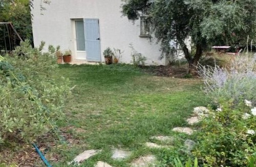Assas Casa | Petite Maison Avec Jardin, Calme
