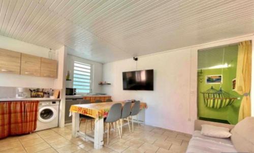 Saint-Pierre Casa | Petite maison de village