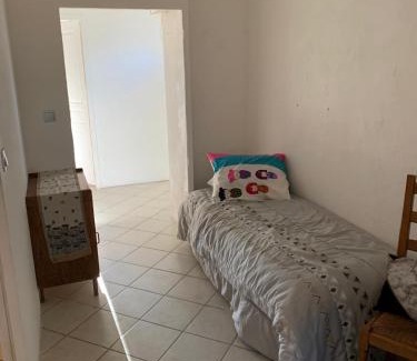 Fontienne Apartamento | PETITE Maison de village Fontienne 21 chemin des charbonniers