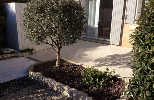 Calvisson Casa | Petite Maison du Sud Dans une Résidence Idéalement Placée