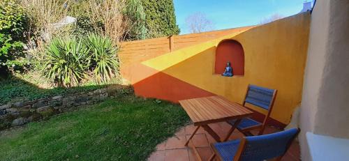 Pluvigner Casa | Petite maison naturelle avec son jardin privé