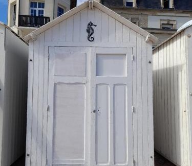 Saint-Regnobert-de-la-Cote-de-Nacre Casa | Petite vague - maison atypique avec terrasse
