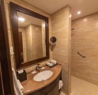 Wadi Musa Hotel | Petra Canyon Hotel