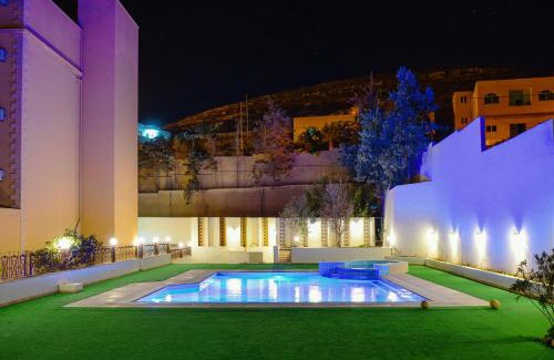 Wadi Musa Hotel | Petra Castle Hotel