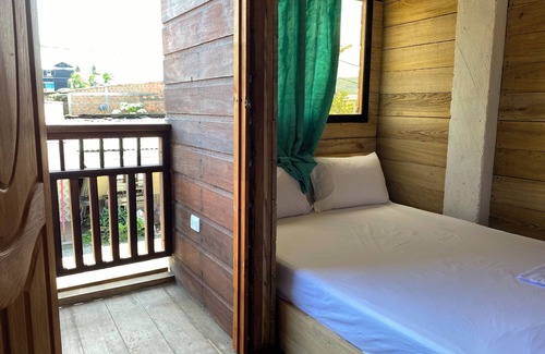 Nuqui Hotel | Petra Hotel