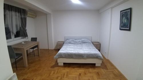 Leskovac Apartamento | Petra M&P