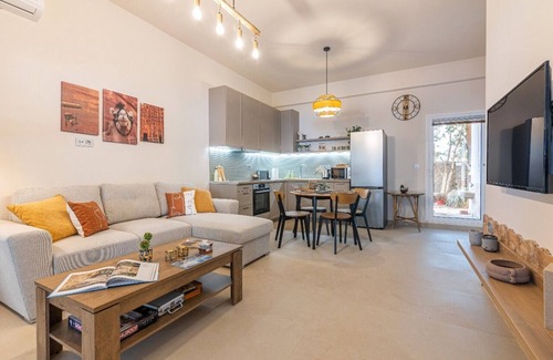 Analipsi Casa | Petra - Stylish Apartment