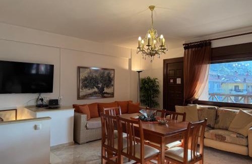 Chrisi Akti Apartamento | Petra View by Heaven's Hall