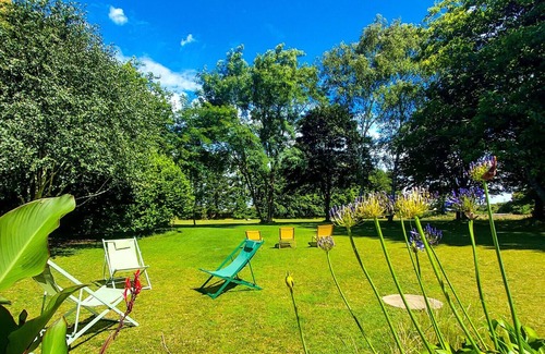 Concarneau Casa | -PÉTREL- MAISON DE CAMPAGNE AVEC GRAND JARDIN