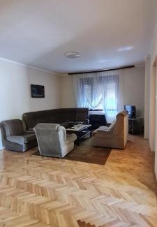 Backi Petrovac Apartamento | PeTro HouSe LoKi