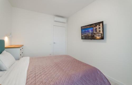 Solomjanskyj Apartamento | Petrovdom Apartments 19-96v in RC Kvartet , Vasyl Lypkivskyi 16V