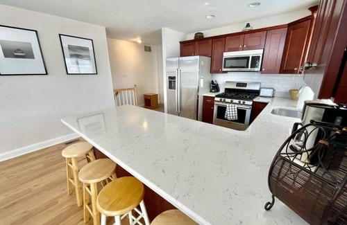 Sea Isle City Casa | Pets Accepted! Delightful 4 bedroom located 2 blocks from the beach!