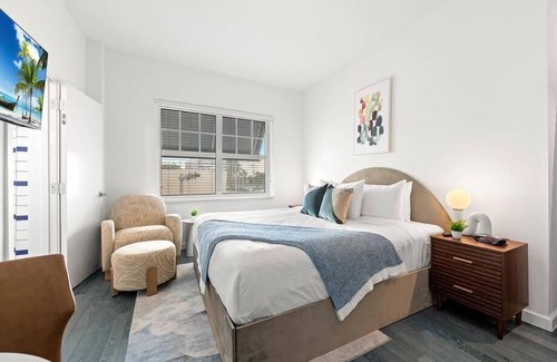 West Avenue Hotel | Pets Are Welcome! South Beach Studio nr Dog Park at Flamingo Park