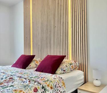 Rive Droite Apartamento | Pevar Milin - proche centre & parking privé