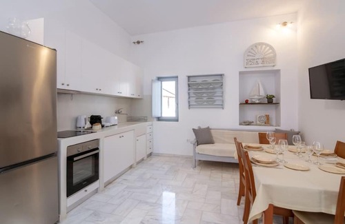 Kalloni Tinou Apartamento | PG Houses in Kalloni Village - PHouse