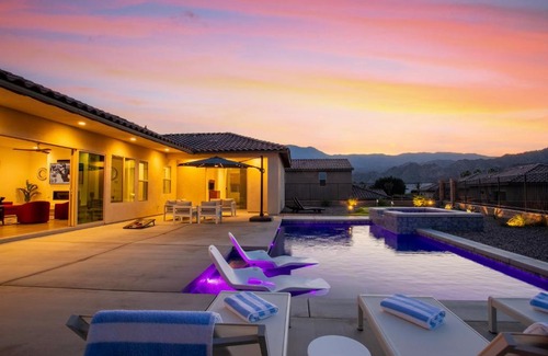 La Quinta Casa | PGA West*New Home*Pool*Hot Tub