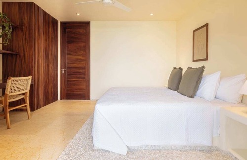 Playa Las Gatas Villa | PH Luxury Villa just steps from Playa la Ropa