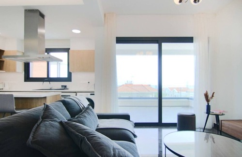 Agios Athanasios Apartamento | Phaedrus Living: Sea View Anna Residence 202