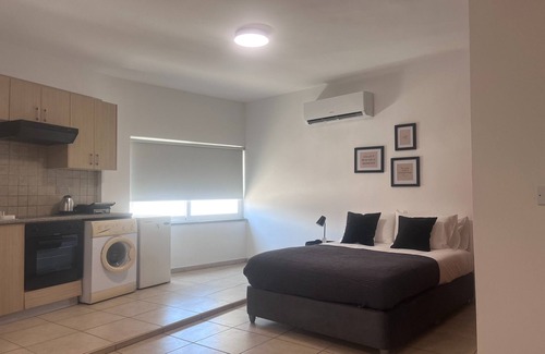 Trypiotis Apartamento | Phaedrus Living: Hoopoe Residencies 202