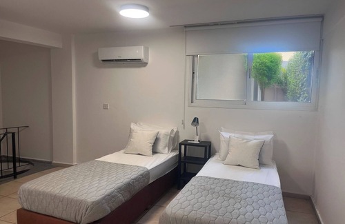 Trypiotis Apartamento | Phaedrus Living Hoopoe Residencies 001