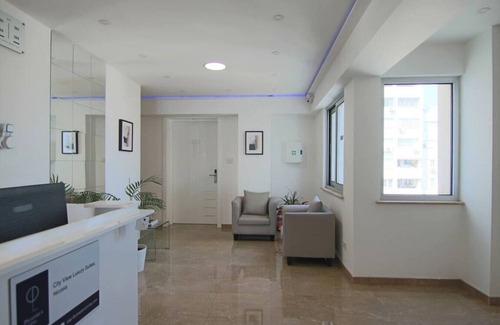 Acropolis Apartamento | Phaedrus Living: Luxury Suite Nicosia 505