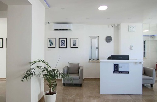 Acropolis Apartamento | Phaedrus Living: Luxury Suite Nicosia 507