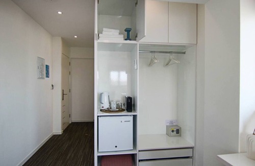 Acropolis Apartamento | Phaedrus Living: Luxury Suite Nicosia 510