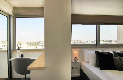 Acropolis Apartamento | Phaedrus Living: Luxury Suite Nicosia 501