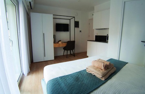 Ampelokipoi Apartamento | Phaedrus Living Modern Kriel Suites 203