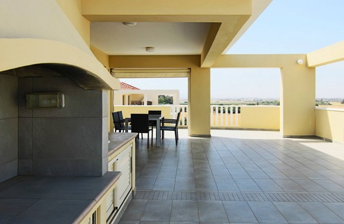 Pervolia Apartamento | Phaedrus Living Seaside Luxury Flat Pervolia