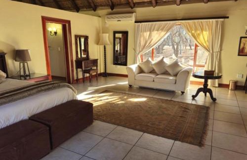Thabazimbi Cabina | PHAKELA PRIVATE LODGE
