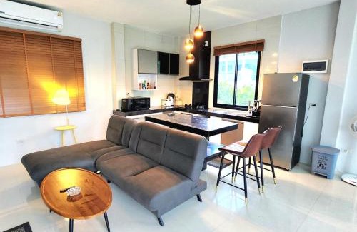 Wok Tum Apartamento | Phangan chai 3 Bedroom private Villa with pool-stunning view point
