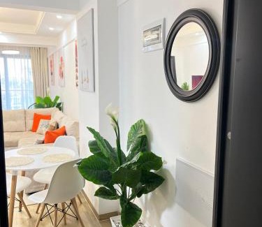 Thompson Estate Apartamento | Phares 1BR, Marina Bay Square, Sports Road, Westlands