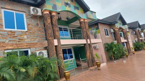 Juaben Hotel | Pharrell Luxury Hotel