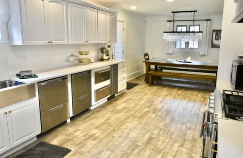 Harters Heights Casa | Phelps Baile☘️ ND, SMC & HCC friends & family invited! Sleeps 10-12.