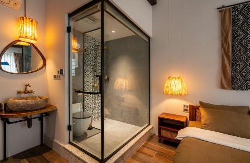 Hang Bo Apartamento | Phen Art House, Artistic Living in the Heart of Old Quarter