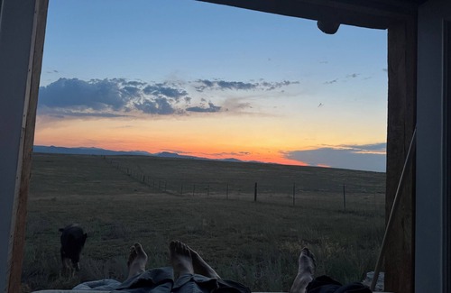 Buffalo Cabina | Phenomenal 3-bedroom cabin at Base of Big Horns